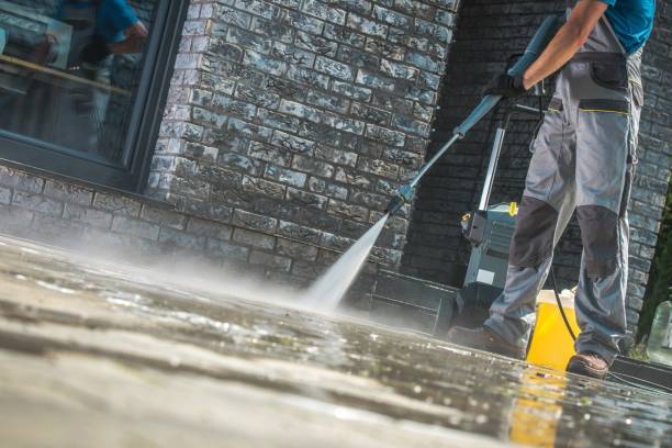 Best Pool Deck Cleaning  in Edwards, MS